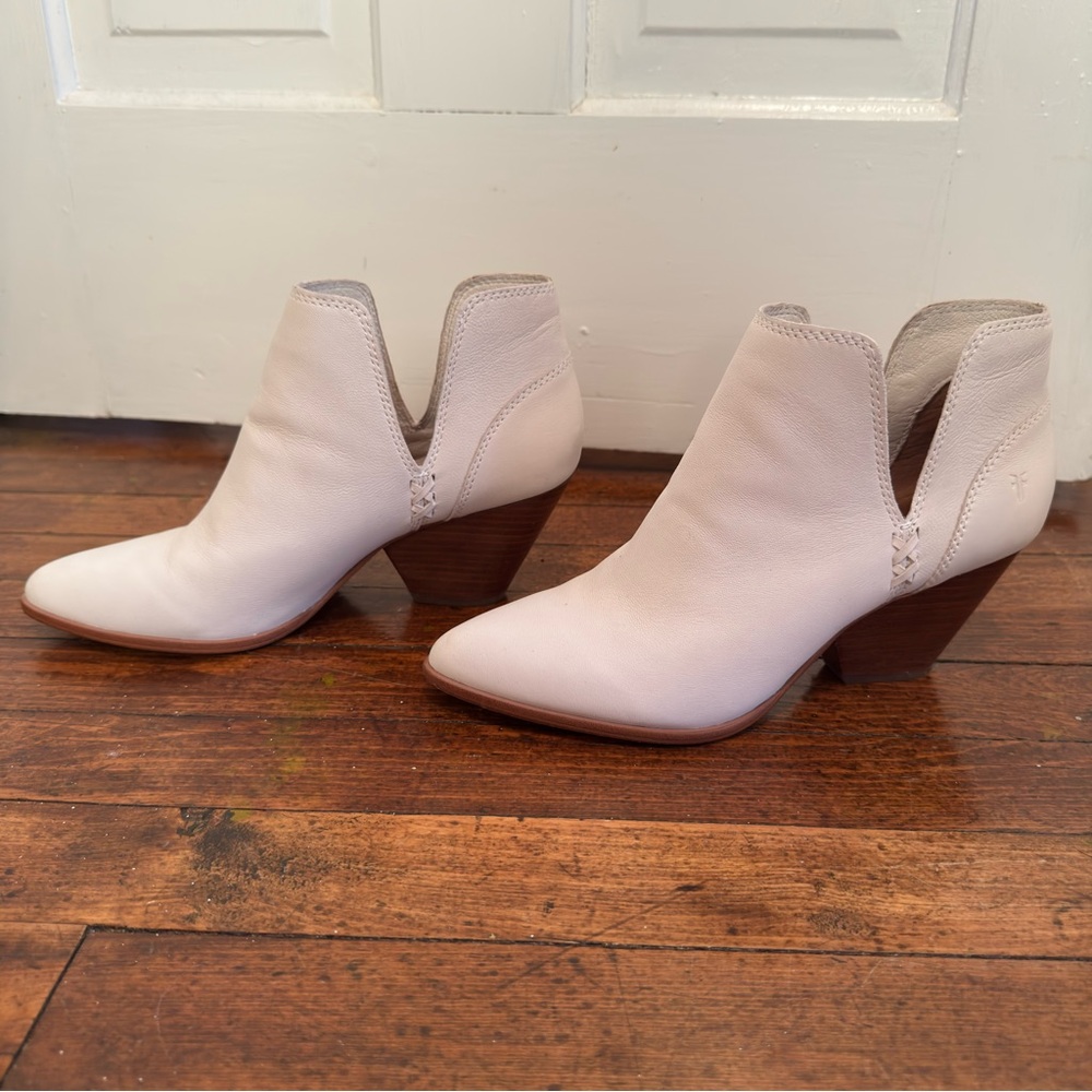 FRYE White Ankle Boots - Picture 4 of 9